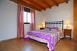 Bonito chalet con piscina cerca de Conil, muy bien comunicado. Dispone de piscina privada vallada, merendero, una estupenda barbacoa. Zona muy tranquila. El aparcamiento es en el interior de la parcela y está techado.
Chalet de 3 dormitorios en zona muy tranquila.