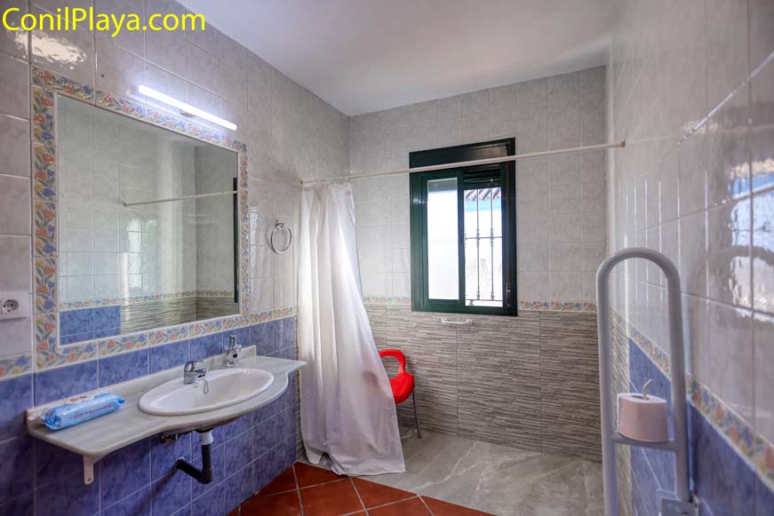 cuarto bano adaptado