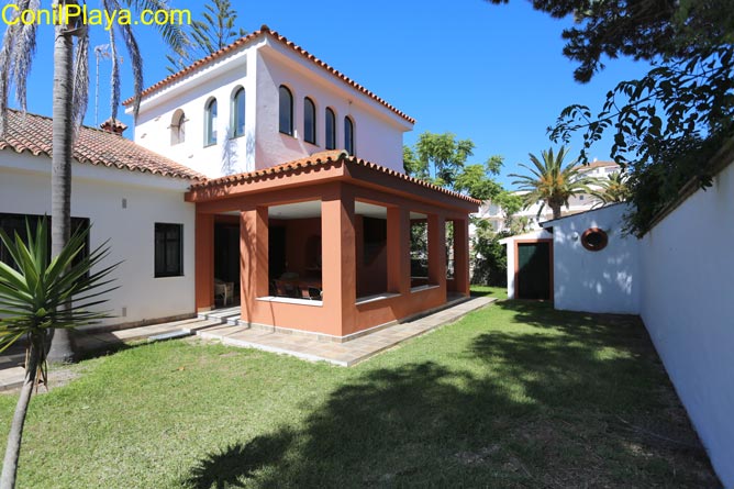 chalet en Conil frente al mar