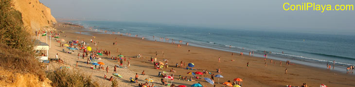 Playa La Fuente del Gallo, Conil