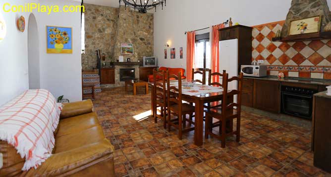 salon, cocina y comedor