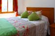 Tranquilo chalet con piscina privada muy cerca de Conil, en la Fuente del gallo. 3 dormitorios, aparcamiento privado, porche, amplio jardín.
Casa para 5+1 personas.
