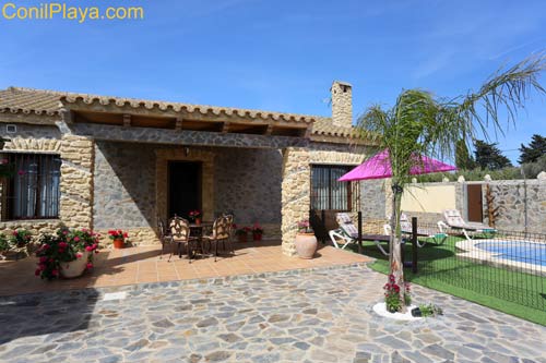 Chalet con piscina en Conil de la Frontera, Cádiz, Andalucía.