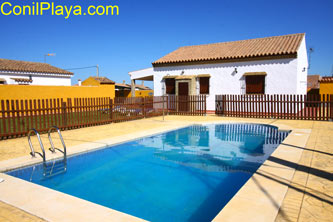 Casa rural con piscina en Conil