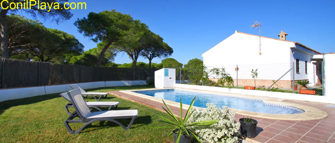 Chalet en Conil con piscina