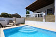 Alquiler de Chalet en Conil para 6 personas (max 6) Con piscina.