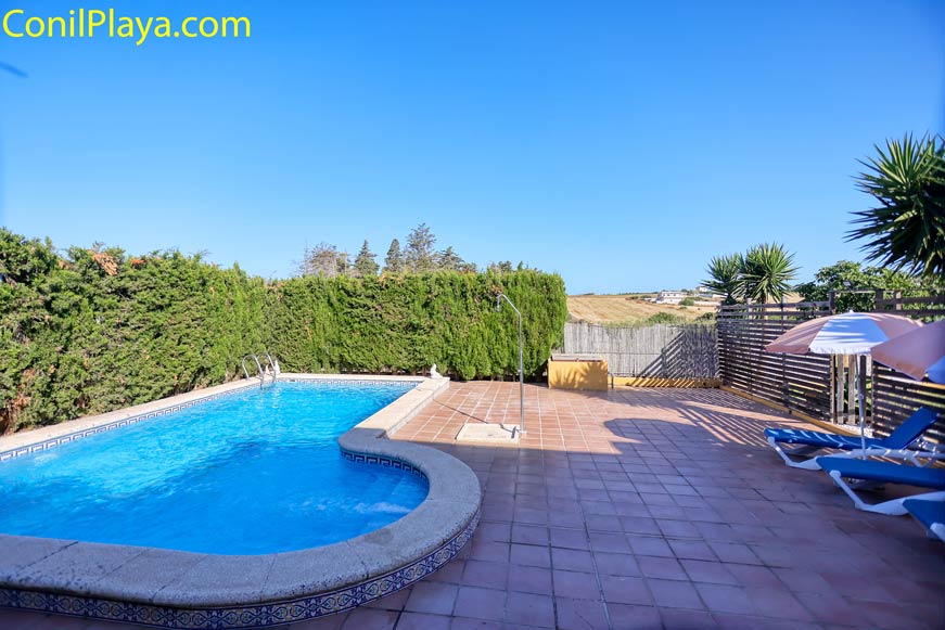 piscina escalones