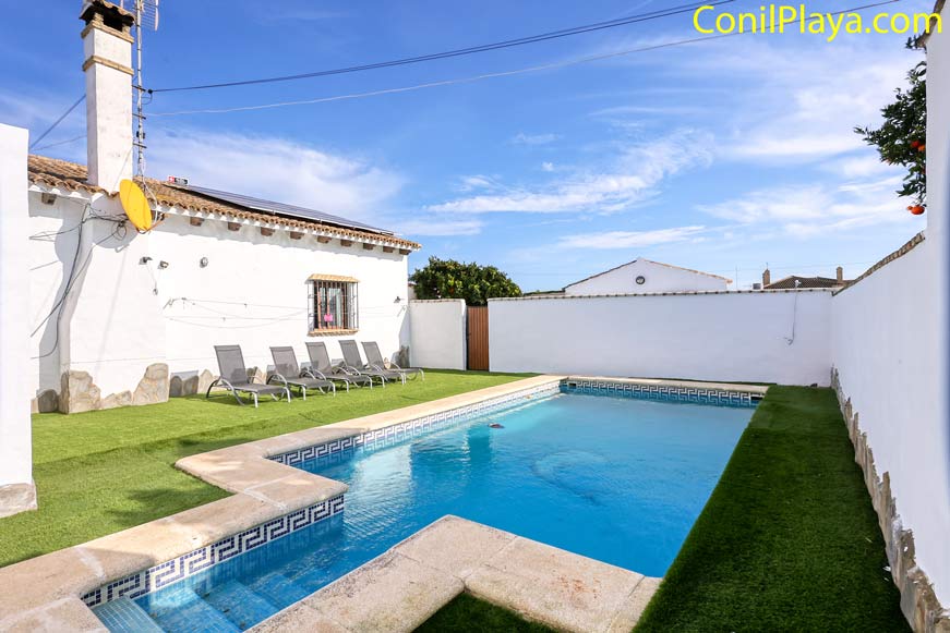 Chalet con piscina en Conil