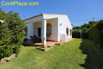 Chalet en Conil con piscina privada