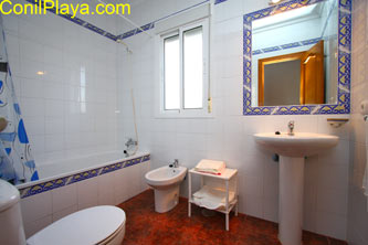 Cuarto de baño del dormitorio principal