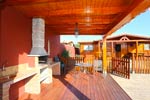 Estupendo chalet con piscina privada situado cerca de Conil. Barbacoa, porche, piscina vallada. Aire acondicionado capacidad para 6 personas