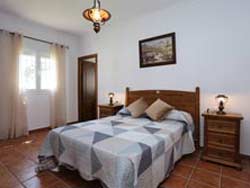 Alquiler de Chalet en Conil para 6 personas (max 6) Con piscina.