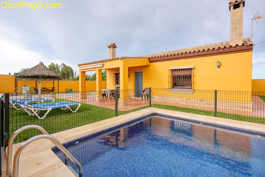 piscina chalet
