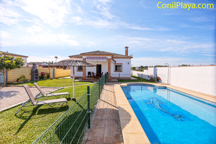 casa conil piscina
