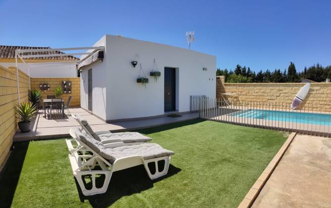 chalet en Conil en alquiler con piscina