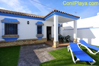 foto del chalet en Conil en alquiler