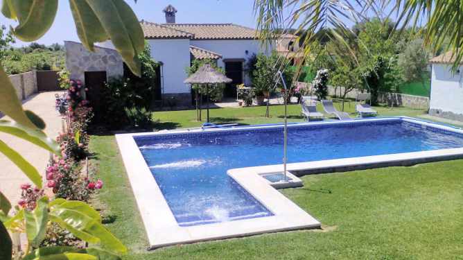 Chalet en Conil con piscina