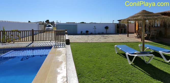 Chalet en Conil con piscina privada