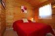 Casa con piscina privada en zona muy tranquila y bien comunicada. Barbacoa, porche, jardín con césped. Ideal para visitar las playas de Conil, Chiclana o el Palmar.
Chalet con piscina cerca de Conil