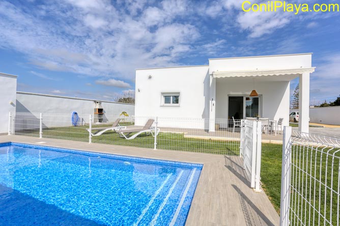 chalet conil alquiler