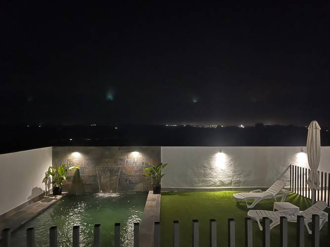 piscina noche