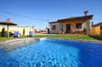 Estupendo chalet con piscina privada de gran calidad situado en una zona muy tranquila y lejos de ruidos, a pocos minutos en coche de la playa. Barbacoa, porche, aparcamiento privado dentro de la parcela con cancela automatica.
alquiler chalet en Conil de la Frontera, Cadiz con piscina