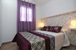 Tranquilo chalet con piscina privada a pocos minutos de Conil. Barbacoa, aire acondicionado. Ideal para las vacaciones de verano.
capacidad para 5 personas