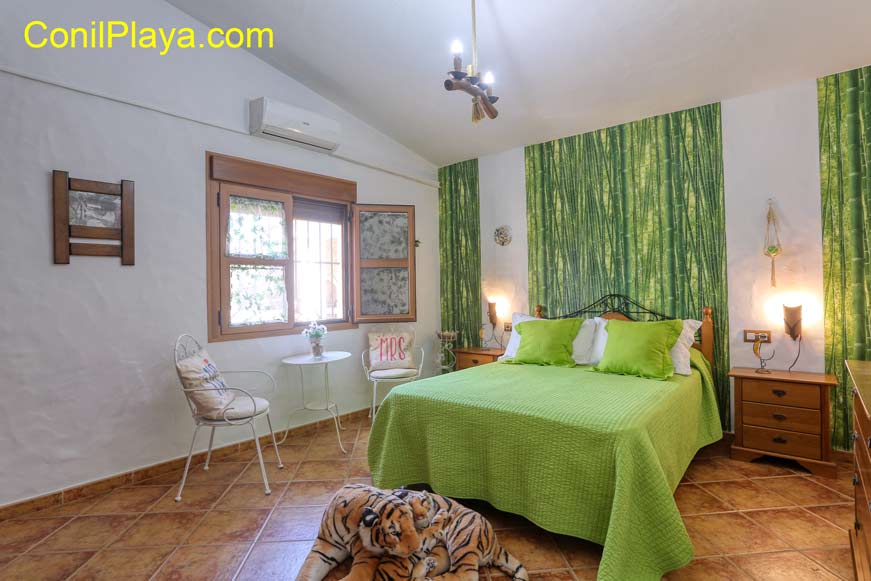 dormitorio principal con mosquitera dormitorio principal con mosquitera