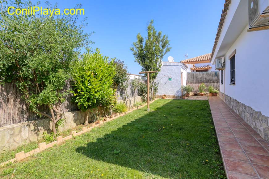 jardin lateral jardin lateral