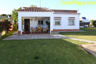 Chalet con piscina en Conil de la Frontera