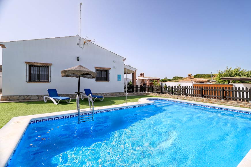 Chalet con piscina en Conil