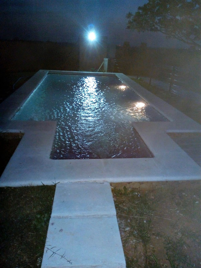 piscina noche