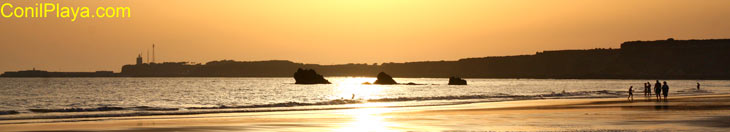 Playa de las 3 piedras, La Fuente del Gallo.