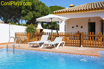 foto del chalet en Conil en alquiler