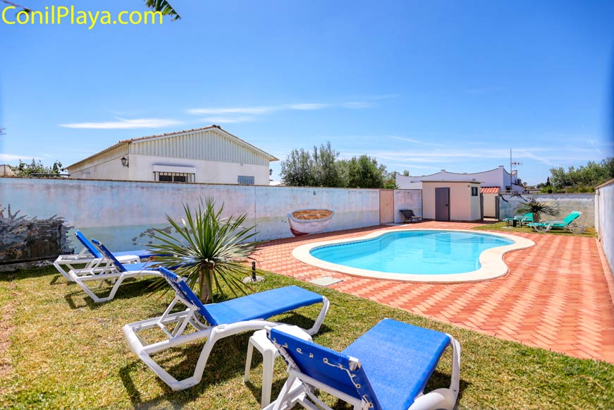 alquiler chalet en conil de la frontera con piscina privada