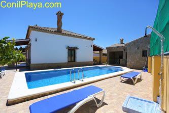 Chalet con piscina en Conil de la Frontera, Cádiz, Andalucía.