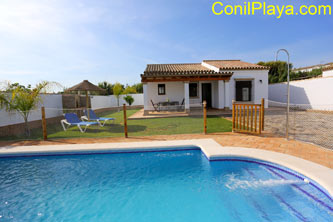 chalet en Conil en alquiler con piscina privada