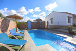 Alquiler de Chalet en Conil para 4 personas (max 6) Con piscina.