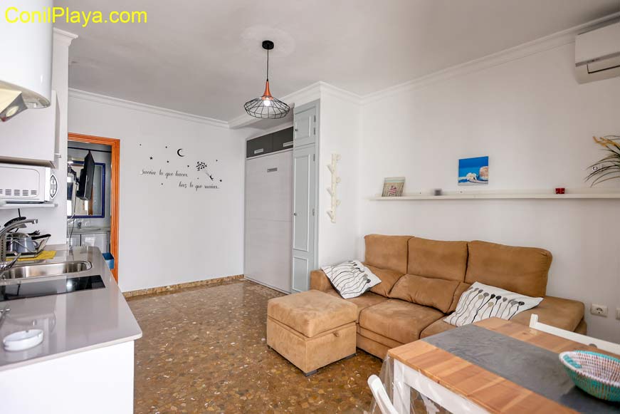 foto del estudio en Conil en alquiler