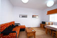 Estudio de un dormitorio situado en zona tranquila y proxima al centro de Conil. Ideal para pareja.
Estudio en Conil en alquiler de vacaciones