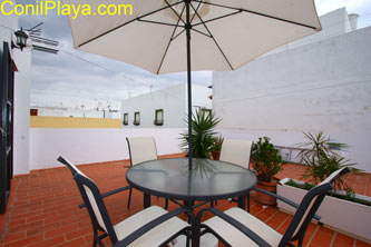 Estudio en Conil con terraza privada