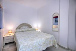 Estudio en el Carril de La Fuente, muy cerca de la playa. Amplio y tranquilo.
Estudio para 3 personas