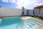 1 dormitorios,4 personas. bonito apartamento en Conil con piscina privada de estilo ibicenco. Barbacoa, porche, aire acondicionado
