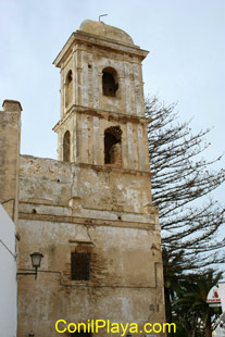 Torre de la Iglesia de Santa Catalina sin restaurar.