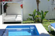 Estupendo chalet con carpa - velador en terraza y situado en zona muy tranquila.
Alquiler de casas en El Palmar de 2 dormitorios a 250 metros de la playa.