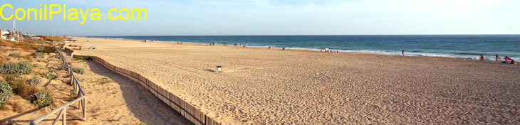 Playa a la altura de donde se encuentra la casa.