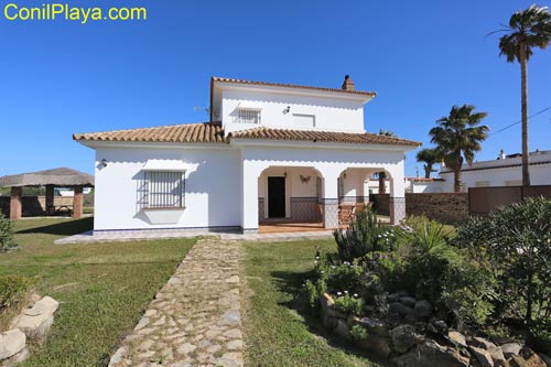 Chalet en El Palmar en zona tranquila y muy cerca de la playa.