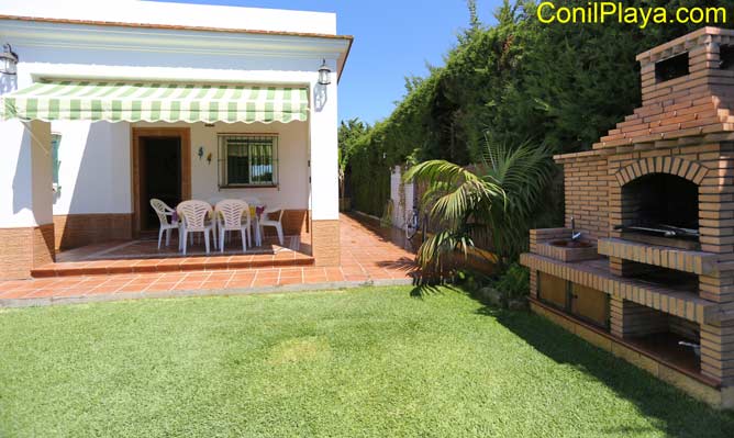 casa en El Palmar de Vejer con barbacoa