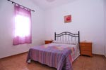 Tranquilo chalet con barbacoa y aparcamiento privado situado a pocos minutos andando de la playa.
chalet de 2 dormitorios para 4 personas