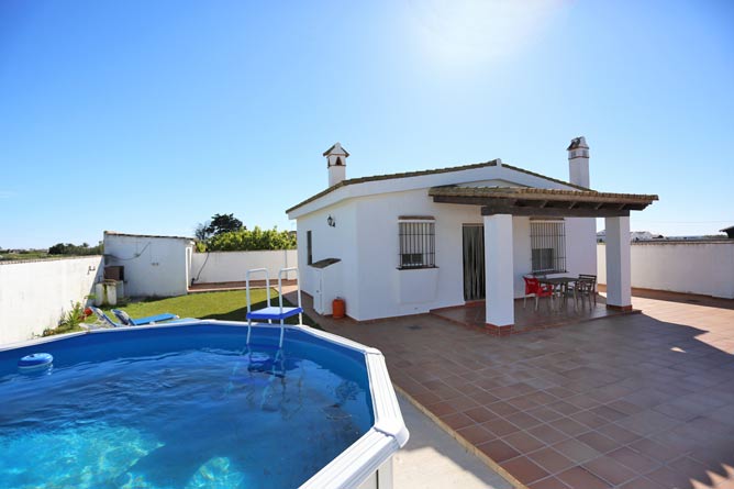 piscina desmontable del chalet